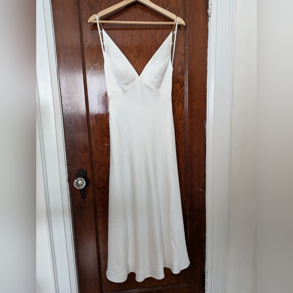 NWT Jenny Yoo Kelly V-Neck Slip Dress - Size 4 - Picture 1 of 7